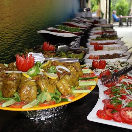 Otel Bin Billa 3*